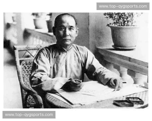 宿命的草坪交响：当中国国奥遇见日本，一场关乎尊严与未来的“无声较逐”